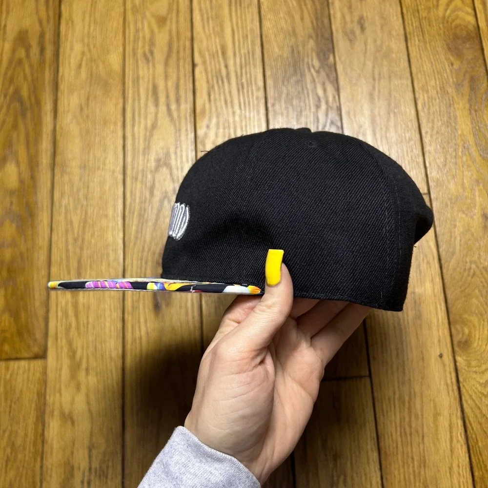 Smith Novelty Co Hollywood Snapback‎ Hat Black Floral Tropical Flat Brim Cap